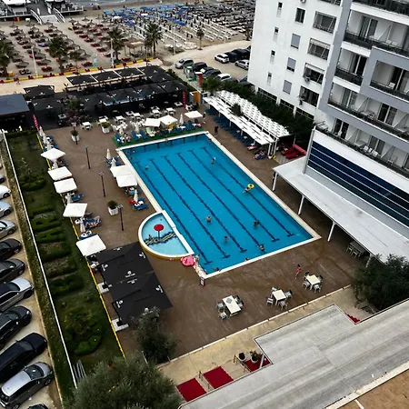 Coastal Horizon Beachfront Lägenhet Durrës