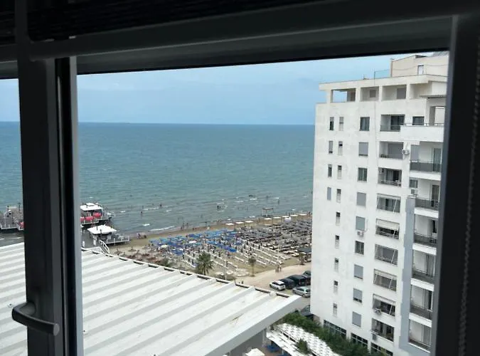 Coastal Horizon Beachfront Apartment